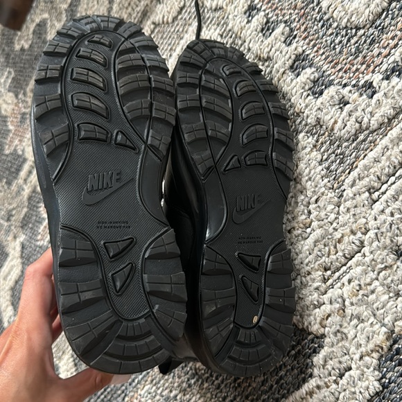 Nike MANOA TRIPPLE BLACK LEATHER BOOTS WATERPROOF - Picture 3 of 5